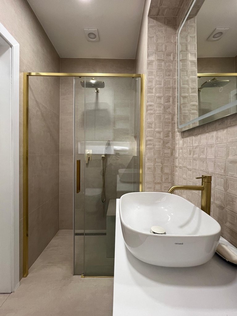 4dj9hec0b335cef13430b9fb78675eec0212a-10