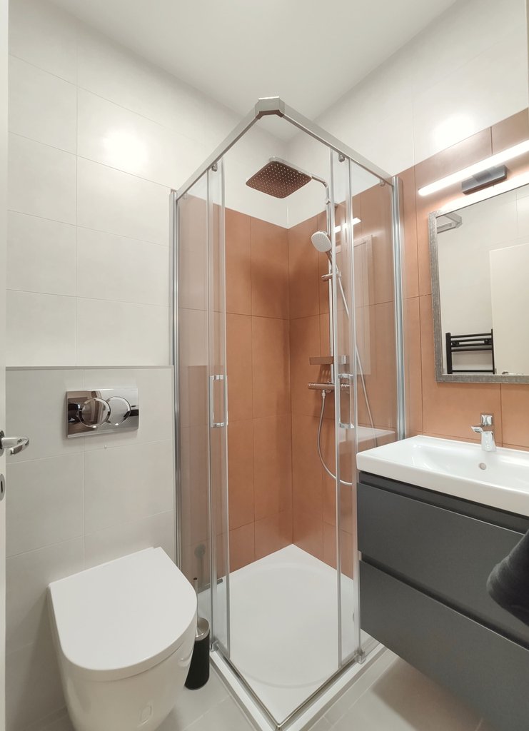 blz5v316e05a5c1354aec8e580823efbe9de0-14