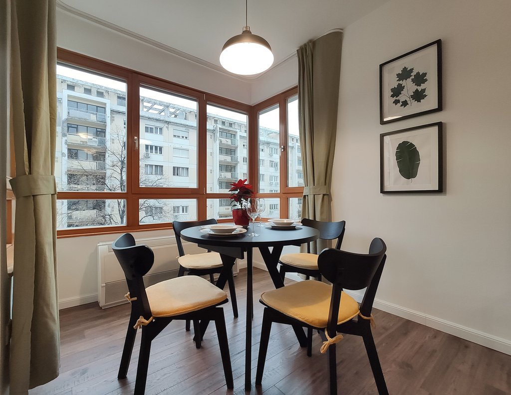 blz5v80f8c6be309f43f89623543ad74ff116-19