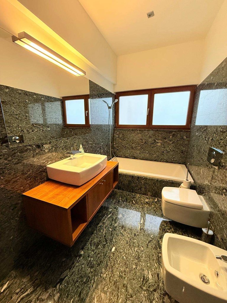 nbal5ee779a0d6bcd4b0abc54f7afa1a88dbd-11