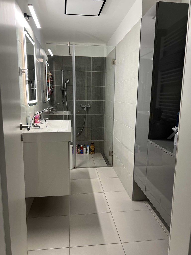 l42xc06ef082b5b6f4c3aa3c12a19c5e9e369-10