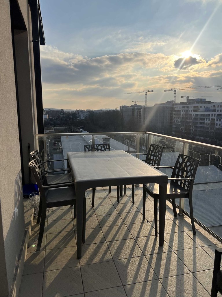 l42xc851211a85f5e4357b1bbed979d926b6b-17