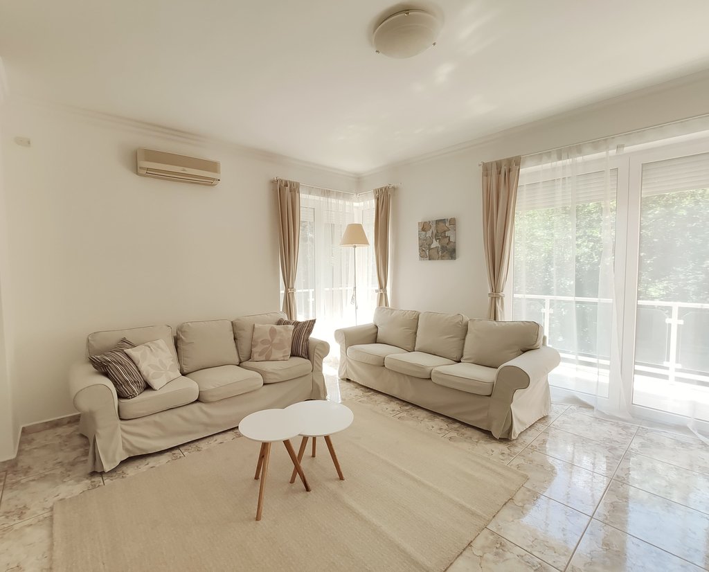 i2cmk283a8371f0e64bb29f70fda109294ad3-2