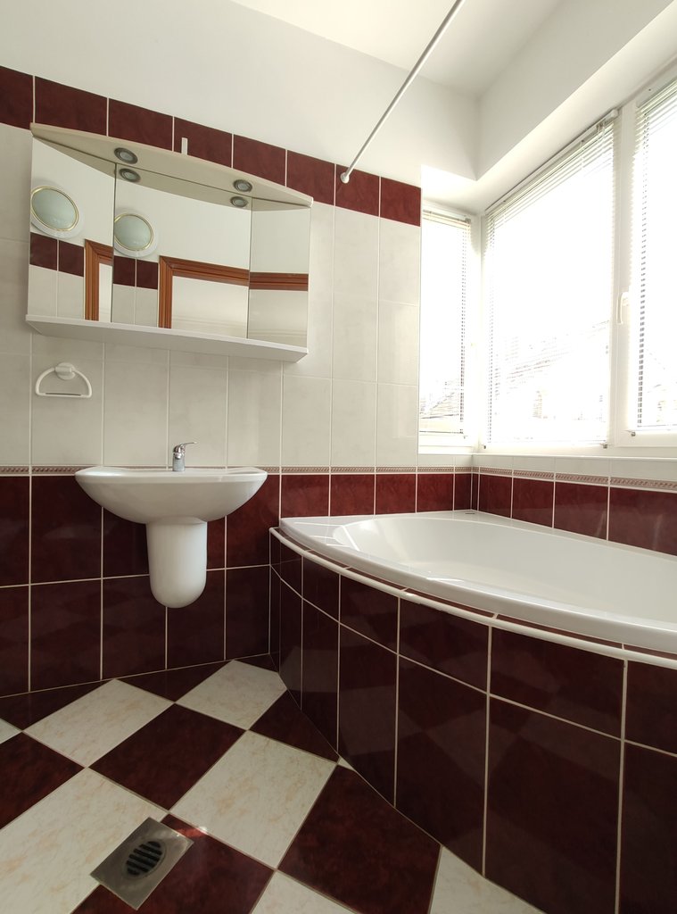 i2cmkef7e9abfc982411785dca9ab7e9d8f62-14