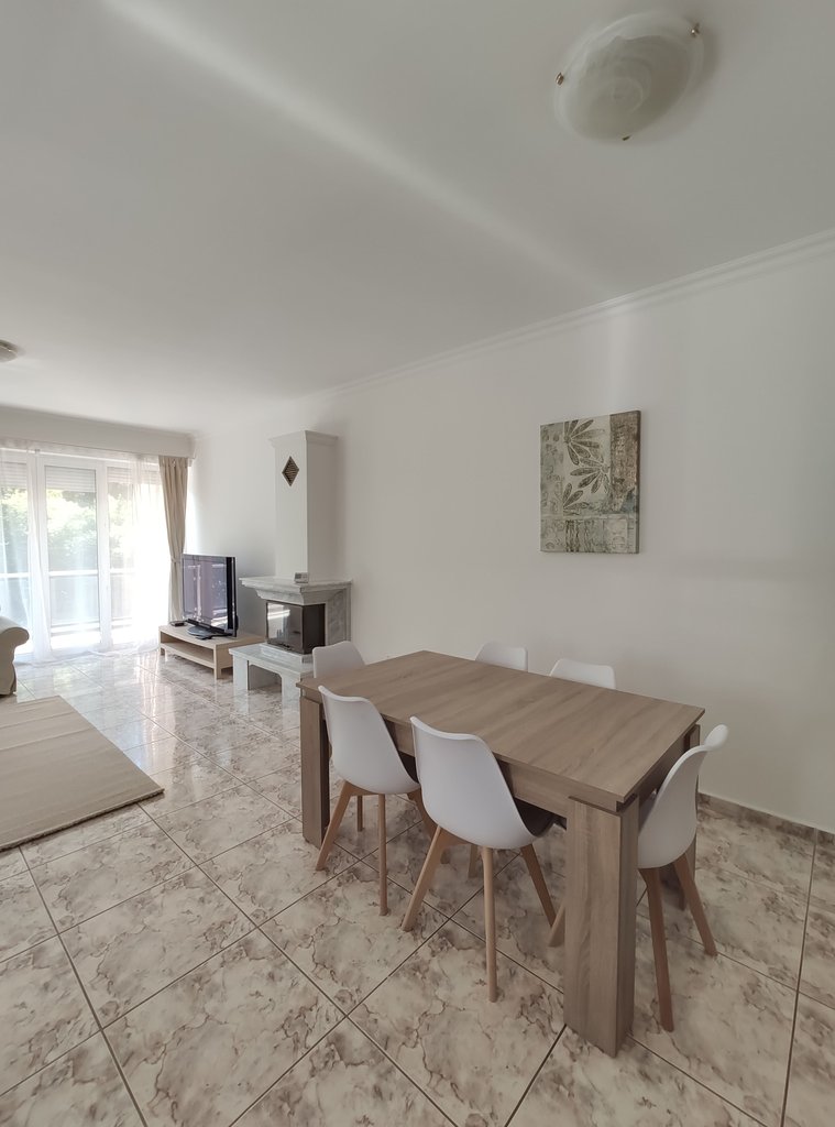 i2cmkf1f57389957f4f2a807b1d3305ae2ecd-3