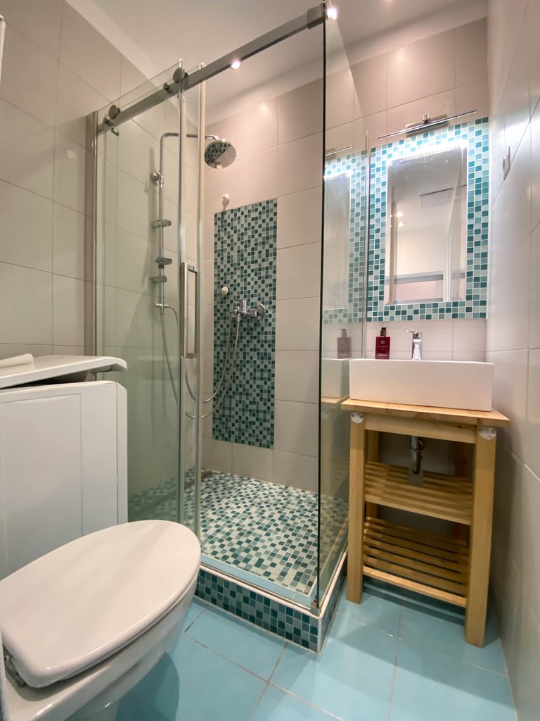 o16et85ef7c239eb44a6292e139ad4a487d24-19